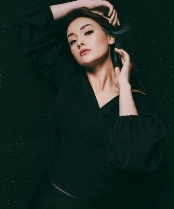 Молодая, стройная и очаровательная блондинка ждет в гости состоятельного мужчину. Гарантирую незабываемое время в моей компании, фото подтвержают мою привлекательность! 2044, 23 года