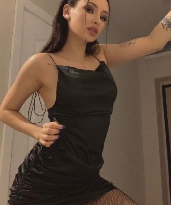 Молодая, стройная и очаровательная блондинка ждет в гости состоятельного мужчину. Гарантирую незабываемое время в моей компании, фото подтвержают мою привлекательность! 2044, 23 года